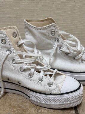 Classic High-Top Platform White Canvas Sneakers - White
